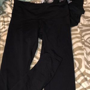 Black Lululemon leggings